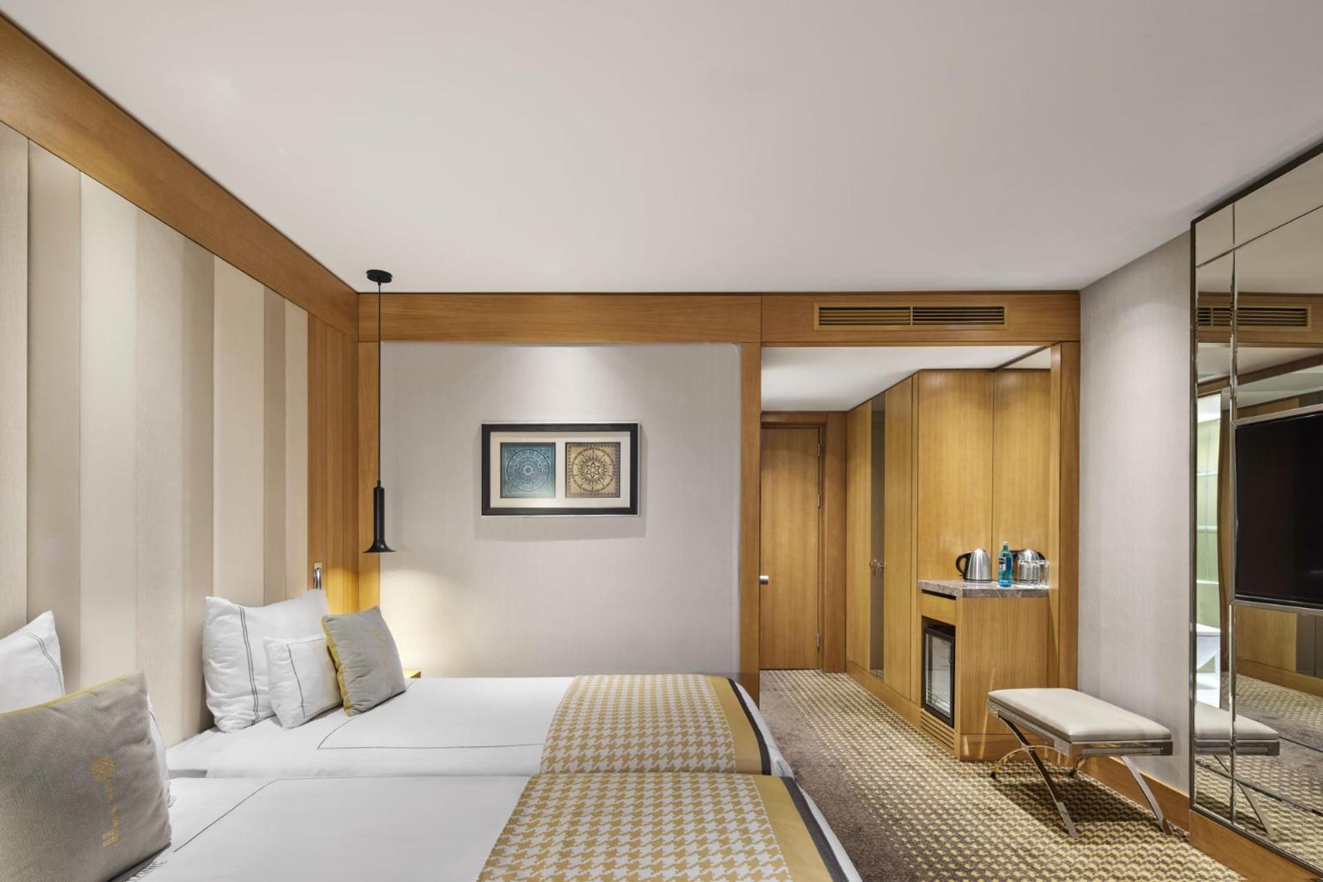 ไททานิค เชาส์ซี เบอร์ลิน Hotel ภายนอก รูปภาพ