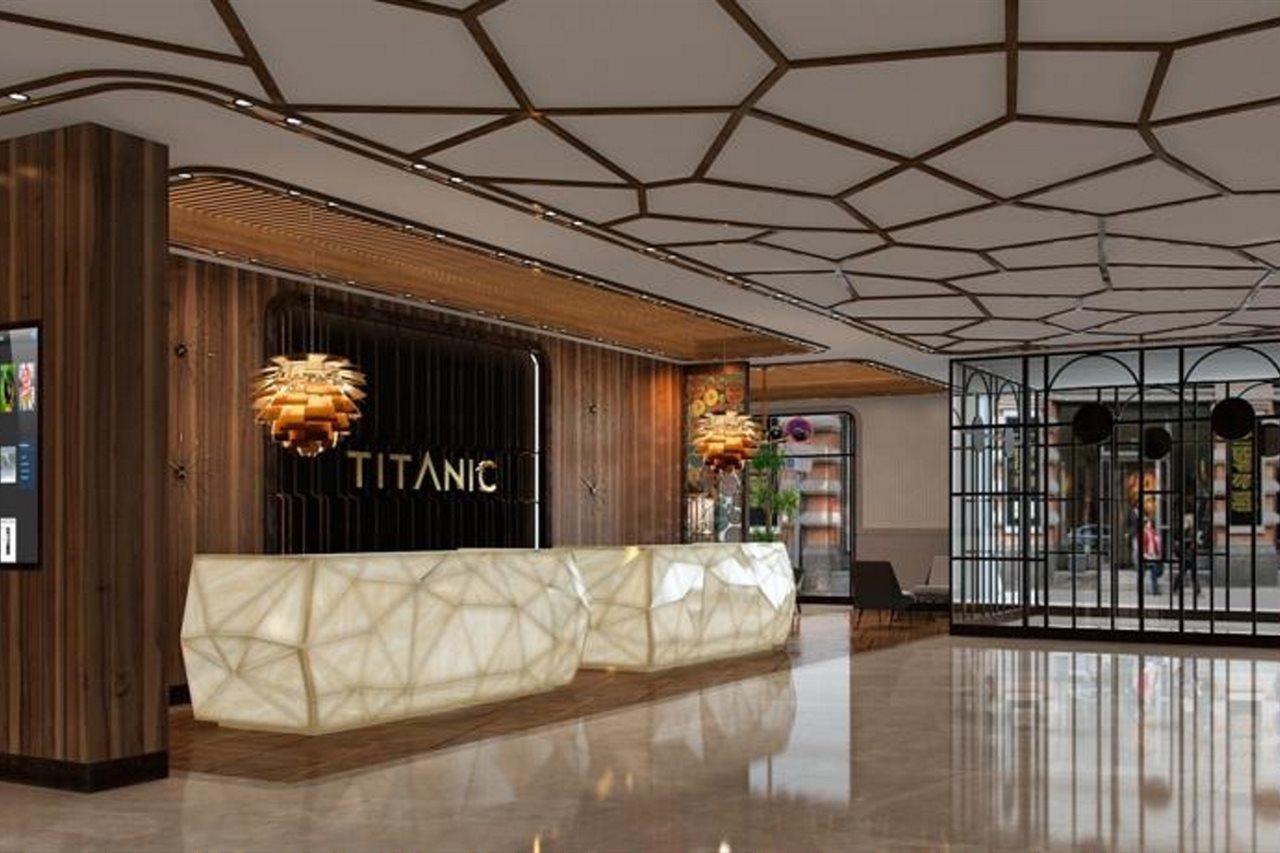 ไททานิค เชาส์ซี เบอร์ลิน Hotel ภายนอก รูปภาพ
